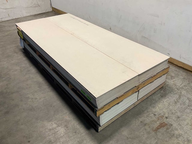 Hydropanel - vezelcementplaat met facetrand - 260x60x1,2 cm (50x) - afbeelding 1 van  9