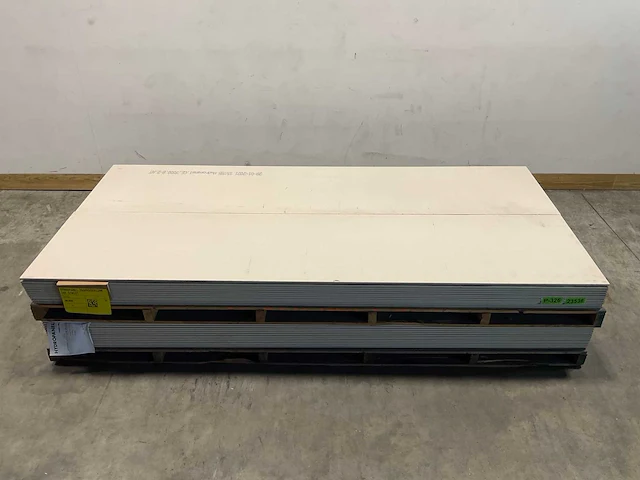 Hydropanel - vezelcementplaat met facetrand - 260x60x1,2 cm (50x) - afbeelding 2 van  9