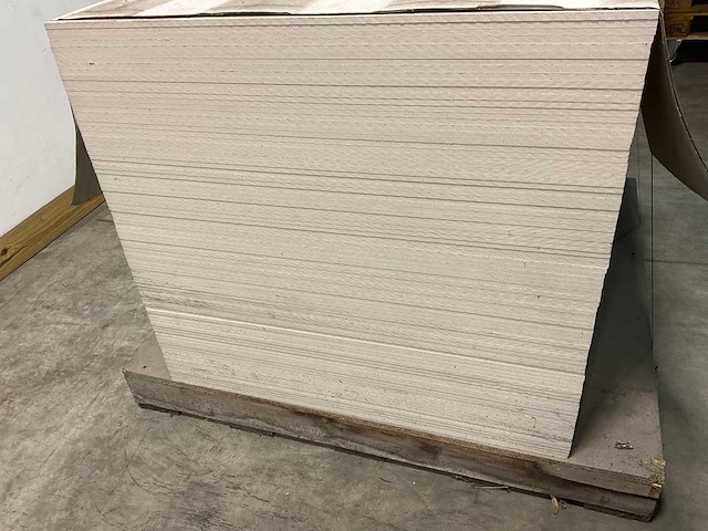 Hydropanel vezelcementplaat - 90x120x0.9 cm (90x) - afbeelding 3 van  6