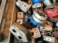 Hydropompen + aandrijflijn delen - afbeelding 3 van  8