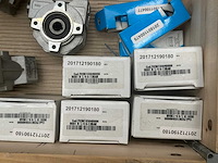 Hydrotec, legris, caterpillar - partij hydraulische componenten & koppelingen - afbeelding 8 van  8