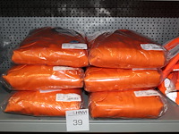 Hydrowear overall oranje zes stuks waaronder maat 58 één stuk, maat 60 drie stuks en maat 62 twee stuks - afbeelding 1 van  3