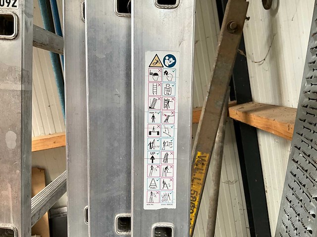 Hymer ladder en divers - afbeelding 4 van  7
