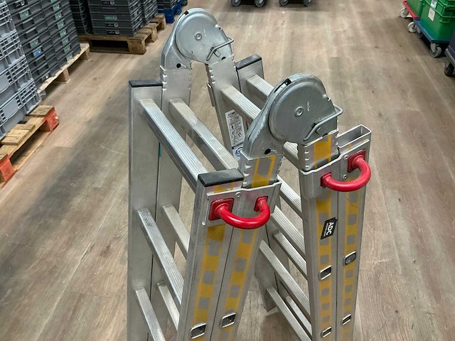 Hymer vouwladder - afbeelding 2 van  4