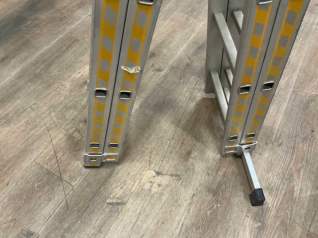 Hymer vouwladder - afbeelding 3 van  4