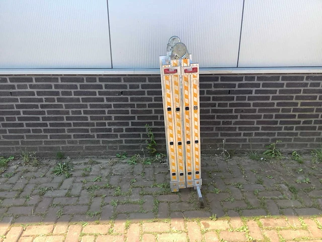 Hymer vouwladder - afbeelding 7 van  8