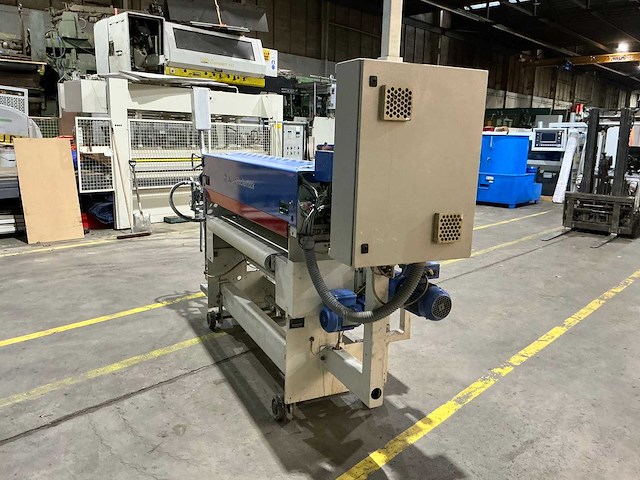 Hymmen - diversen houtoppervlaktebehandelingen - afbeelding 8 van  13