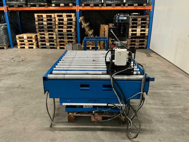 Hymo hydraulische heftafel+rollenbaan - afbeelding 5 van  9