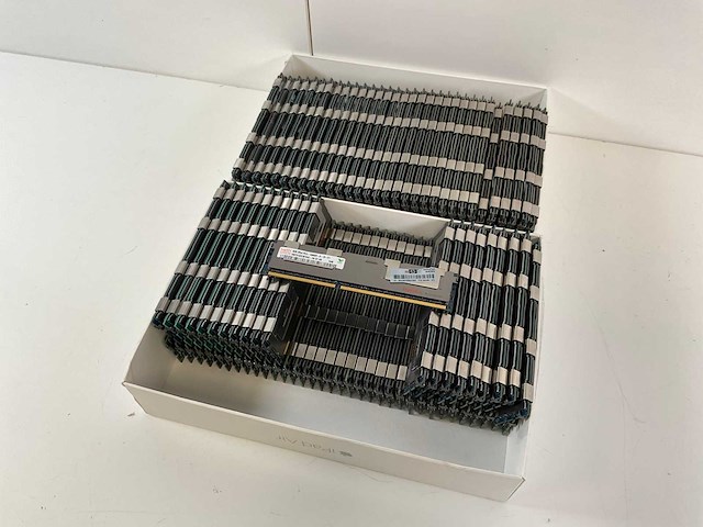 Hynix (hmt31gr7bfr4c-h9) 8gb 2rx4, pc3-10600r rams (115x) - afbeelding 4 van  6