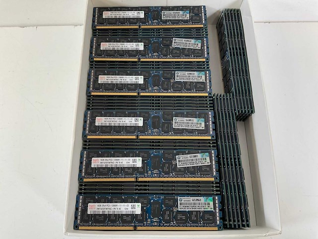 Hynix (hmt42gr7mfr4c-pb) 16gb 2rx4, pc3-12800r rams (85x) - afbeelding 1 van  3