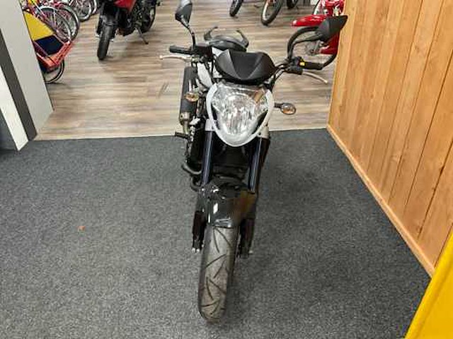 Hyosung tour gt 650 motorfiets - afbeelding 9 van  12