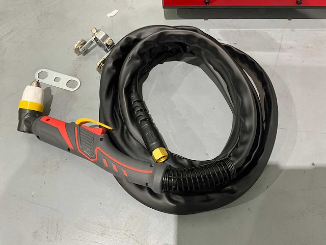 Hyperwelding - cut-120 - plasmasnijmachine - afbeelding 9 van  15
