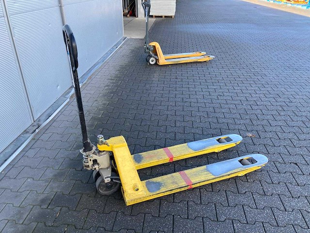 Hyster - 2014 - palletwagen 2.5t - afbeelding 1 van  2