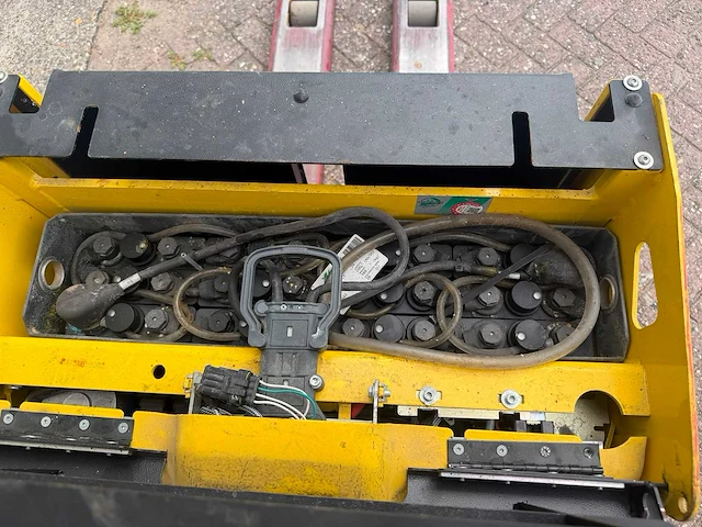 Hyster - 2018 - p2.0hl - elektrische palletwagen - afbeelding 8 van  8
