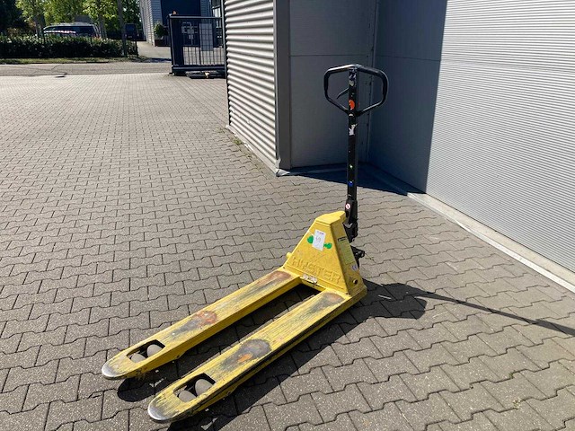 Hyster - 2019 - 4252934 - hand palletwagen 2500kg - afbeelding 2 van  3
