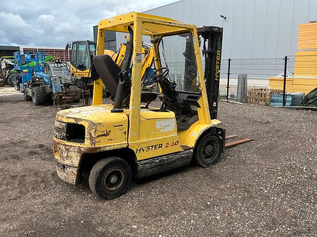 Hyster h2.5 vorkheftruck defect - afbeelding 27 van  31
