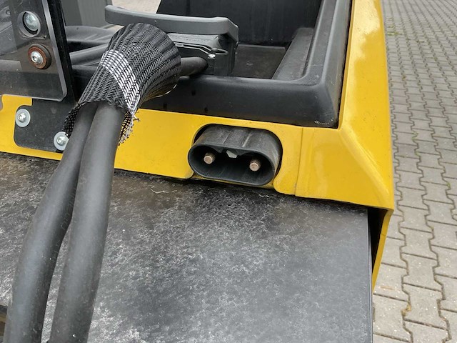 Hyster r2.ohd reach truck - afbeelding 26 van  36