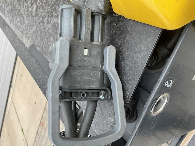 Hyster r2.ohd reach truck - afbeelding 27 van  36