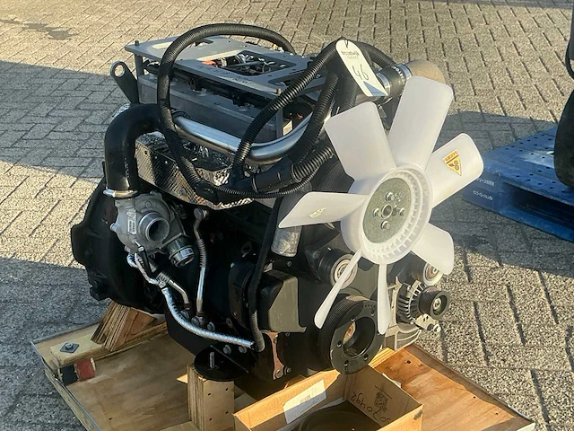 Hytec zl18 dieselmotor - afbeelding 2 van  6