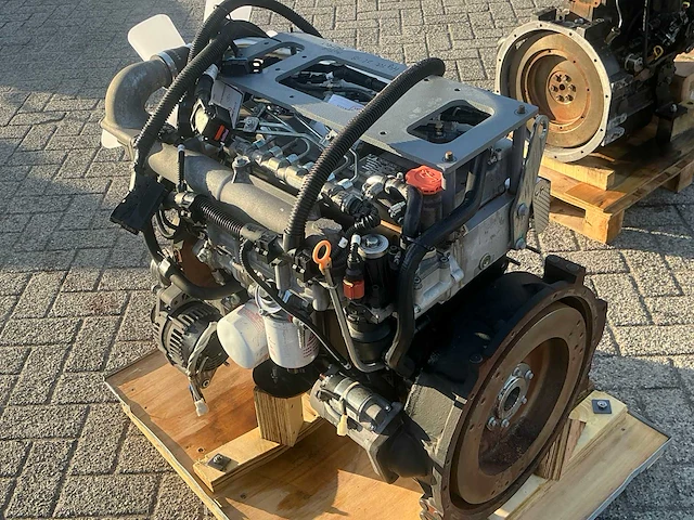 Hytec zl18 dieselmotor - afbeelding 4 van  6