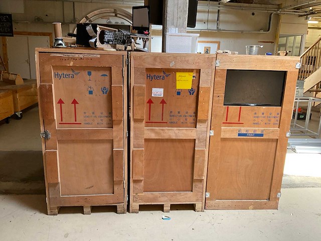 Hytera houten transportkist (3x) - afbeelding 1 van  4
