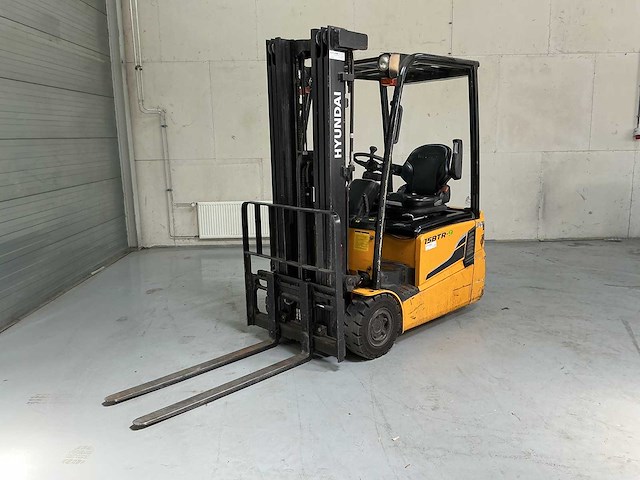 Hyundai - 15 btr-9 - forklift trucks - 2020 - afbeelding 1 van  8