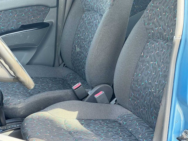 Hyundai - 2001 - atos spirit - 1.0i slx - 69-hn-jv - automaat - afbeelding 4 van  17