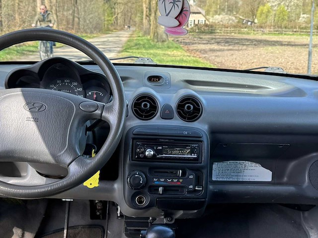 Hyundai - 2001 - atos spirit - 1.0i slx - 69-hn-jv - automaat - afbeelding 7 van  17