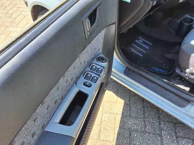 Hyundai - 2003 - getz - hyundai getz lpg+benzine - afbeelding 4 van  16