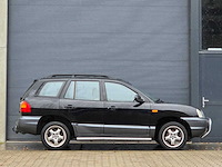 Hyundai - 2004 - santa fe - 2.0i-16v dyn. motion - 31-pr-lv - afbeelding 17 van  22