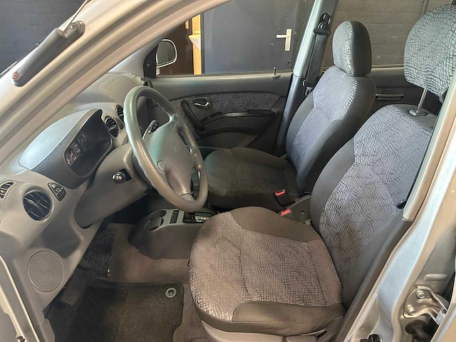 Hyundai - 2005 - atos - 1.1i dynamic automaat - 72-rp-nb - afbeelding 4 van  18