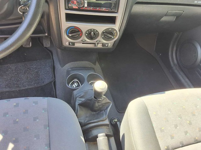 Hyundai - 2005 - getz - personenauto - afbeelding 6 van  16