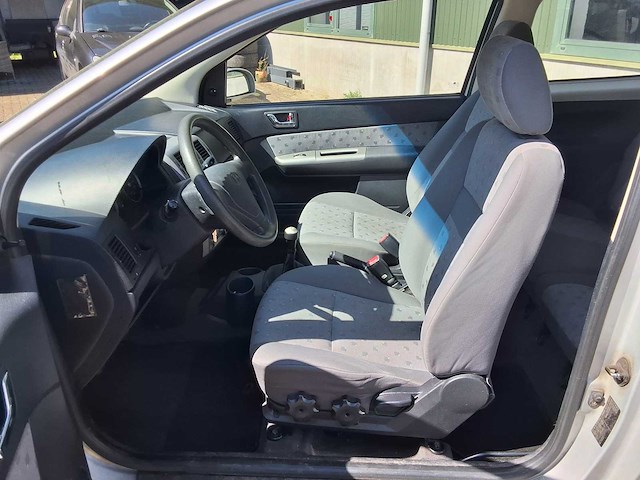 Hyundai - 2005 - getz - personenauto - afbeelding 15 van  16