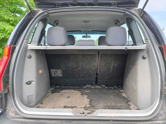 Hyundai - 2005 - matrix - 1.6i active - 78-rg-bf - afbeelding 9 van  17