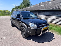 Hyundai - 2006 - tucson - 2.0i 4wd style - personenauto - afbeelding 7 van  21