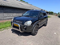 Hyundai - 2006 - tucson - 2.0i 4wd style - personenauto - afbeelding 1 van  21