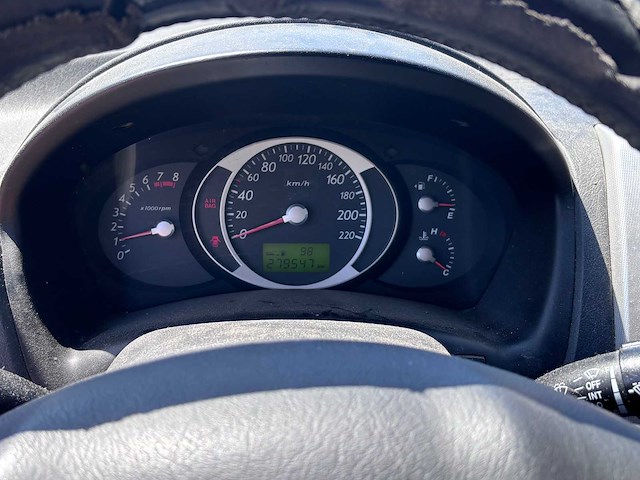 Hyundai - 2006 - tucson - 2.0i 4wd style - personenauto - afbeelding 18 van  21