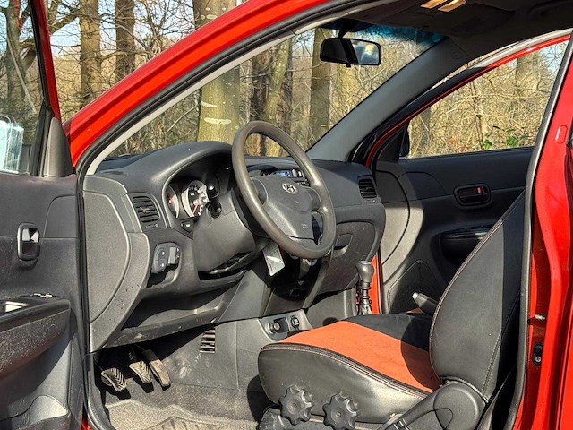 Hyundai - 2007 - accent - 1.4i first ed. - 94-tv-jk - afbeelding 16 van  16
