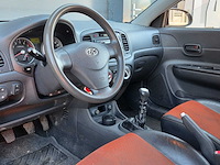 Hyundai - 2007 - accent - 1.4i first ed. - personenauto - 94-tv-jk - afbeelding 2 van  21