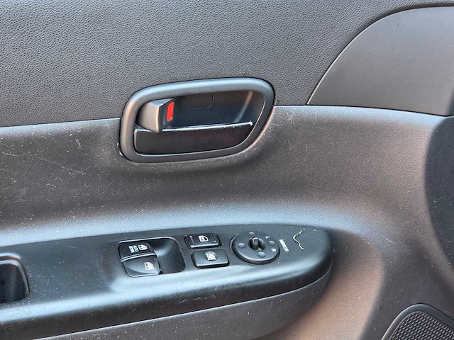 Hyundai - 2007 - accent - 1.4i first ed. - personenauto - 94-tv-jk - afbeelding 9 van  21