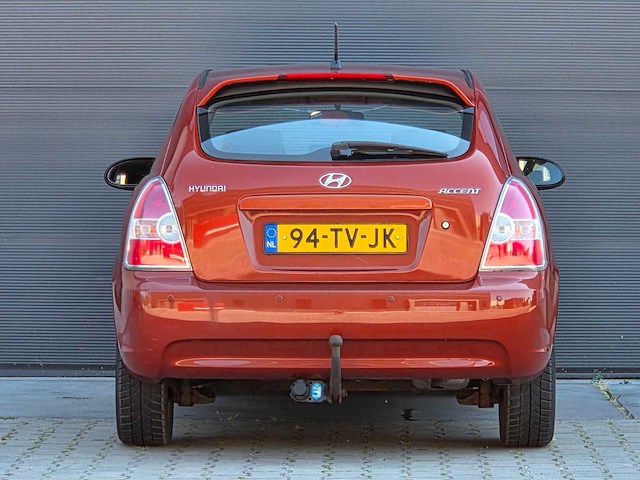 Hyundai - 2007 - accent - 1.4i first ed. - personenauto - 94-tv-jk - afbeelding 19 van  21