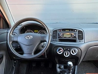 Hyundai - 2007 - accent - 1.4i first ed. - personenauto - 94-tv-jk - afbeelding 3 van  21