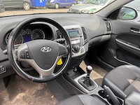 Hyundai - 2008 - i30 cw - 1.6i style - 37-grv-5 - afbeelding 7 van  21