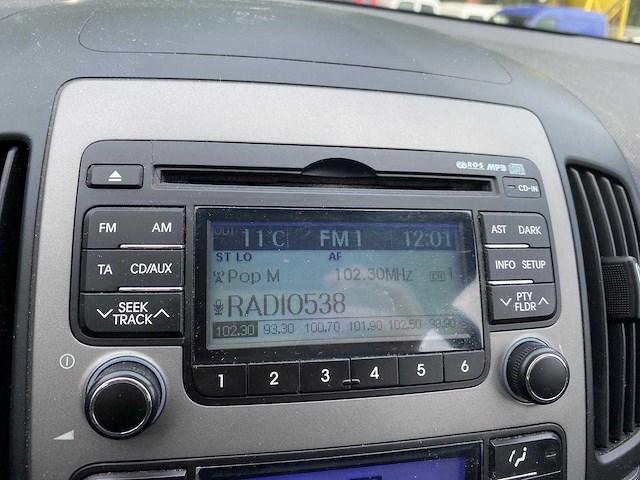Hyundai - 2008 - i30 cw - 1.6i style - 37-grv-5 - afbeelding 20 van  21