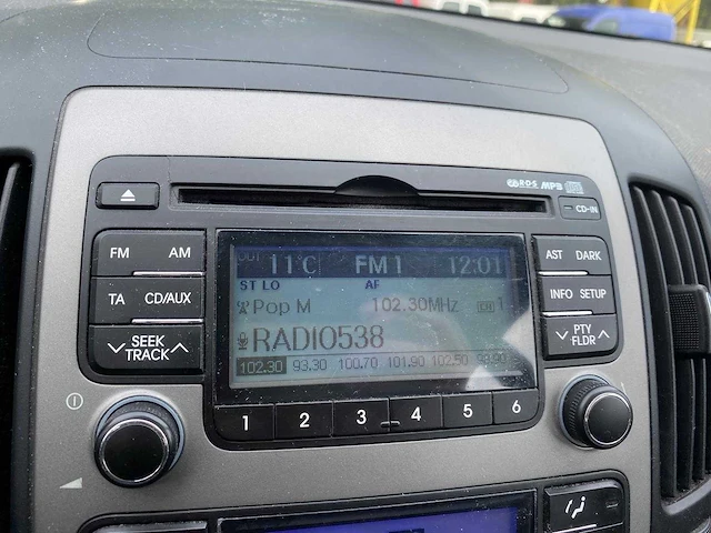 Hyundai - 2008 - i30 cw - 1.6i style - 37-grv-5 - afbeelding 11 van  25