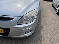 Hyundai - 2008 - i30 cw - 1.6i style - 37-grv-5 - afbeelding 14 van  25