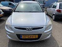 Hyundai - 2008 - i30 cw - 1.6i style - 37-grv-5 - afbeelding 19 van  25