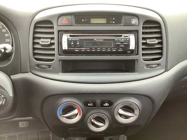 Hyundai - 2009 - accent - personenauto - afbeelding 10 van  22