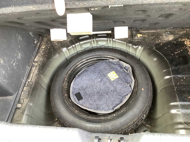 Hyundai - 2009 - accent - personenauto - afbeelding 20 van  22