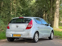 Hyundai - 2010 - i30 - 1.4i blue dynamic - 90-nfs-6 - personenauto - afbeelding 9 van  14